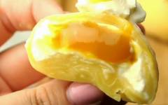 Пирожные моти с начинкой из манго и кремом в домашних условиях