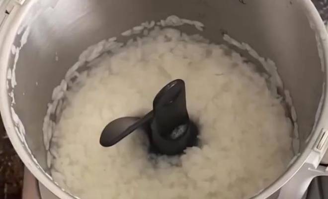 Молочная рисовая каша. Простой рецепт в кастрюле