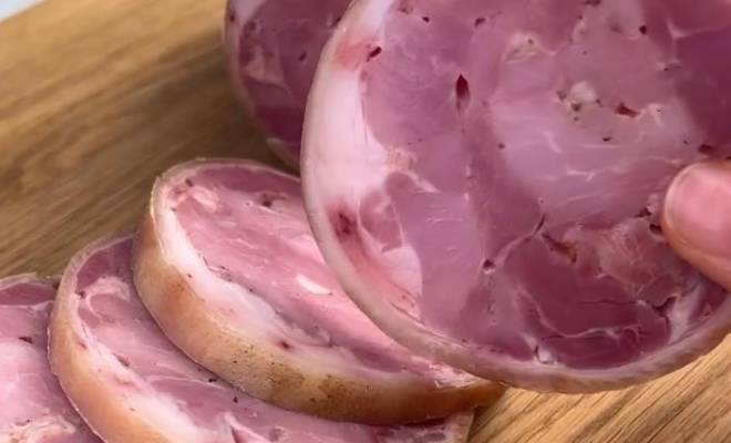 Колбаса из свиной рульки в домашних условиях рецепт