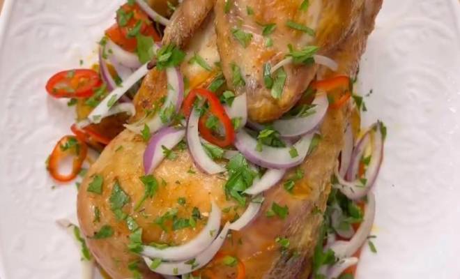 10 крутых рецептов фаршированной курицы - Лайфхакер