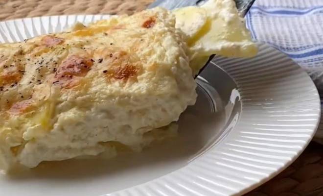 Картофельный гратен с сыром и сливками в духовке классический рецепт