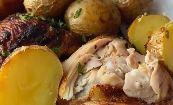 Блюдо картошка с куриными бедрами в аэрогриле рецепт
