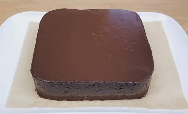 Видео Шоколадный крем со сгущенкой, какао и молоком рецепт