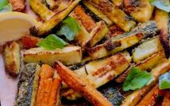 Запеченные овощи в духовке кусочками: кабачки и морковь