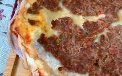 Ламаджо армянская пицца тонкая или лепешка с мясным фаршем