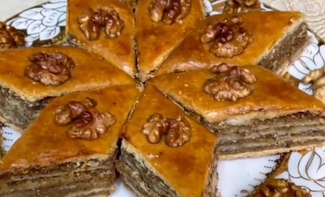 Пахлава на сметане с грецкими орехами и сиропом рецепт