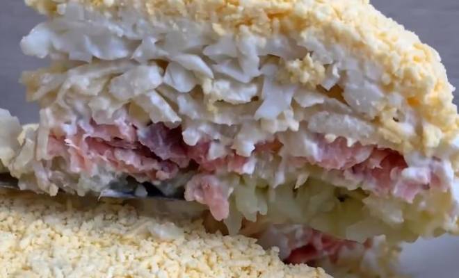 Салат «Мимоза» с копченой скумбрией — рецепт с фото пошагово