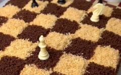 Бисквитный торт в стиле шахмат