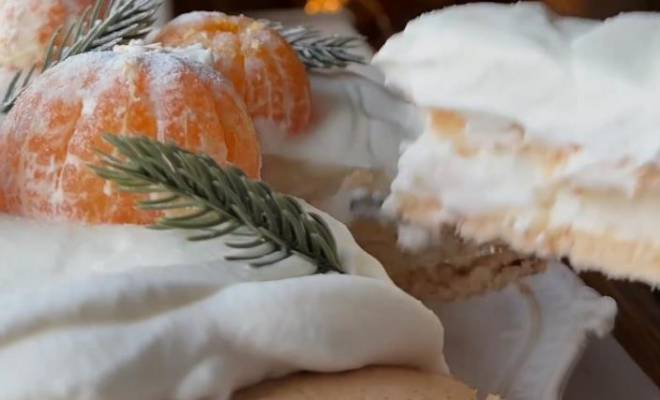Нежный и воздушный десерт Павлова с мандаринами рецепт