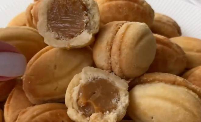 Домашнее печенье орешки со сгущенкой в электрической орешнице рецепт