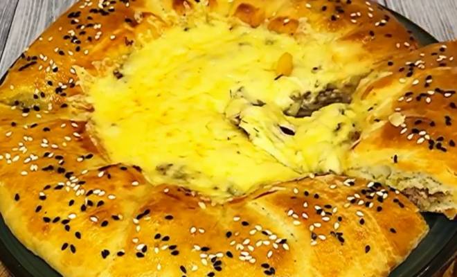 Пирог с фаршем и сыром в духовке рецепт