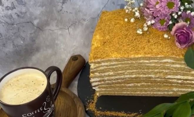 Торт медовик с творожным сыром и сгущенкой рецепт