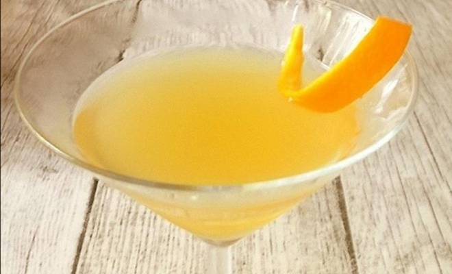 Сайдкар коктейль из коньяка и апельсинового ликёра рецепт