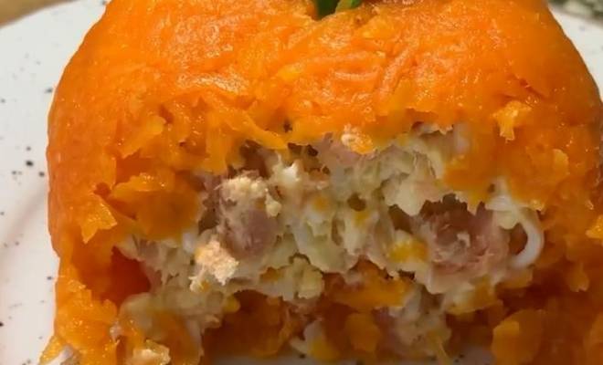 Новогодняя закуска мандаринки из моркови, горбуши, яиц и сыра рецепт