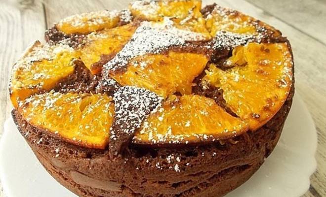 Шоколадный пирог шарлотка с апельсинами на плите рецепт