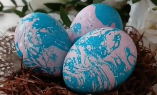 Как покрасить Мраморные яйца на пасху рецепт