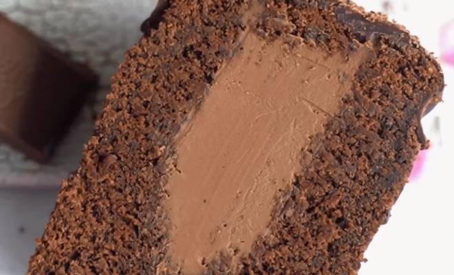 Шоколадный кулич с начинкой внутри рецепт