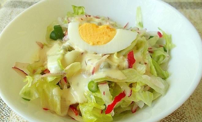 Салат с редисом и зелёным горошком рецепт