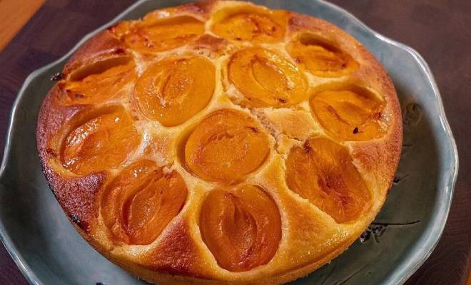 Десерт манник с абрикосами на кефире рецепт