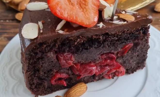 Сочный и шоколадный торт пьяная вишня рецепт