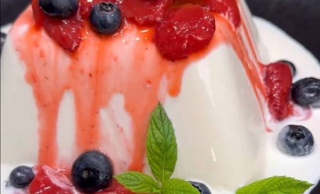 Десерт «Панна-Котта с ягодами» рецепт