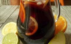 Фруктовое красное вино сангрия