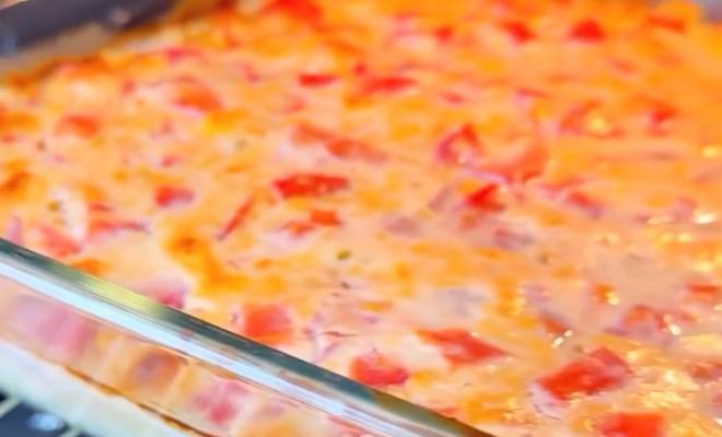 Запеканка из курицы, кабачков, сыра и помидоров в духовке рецепт