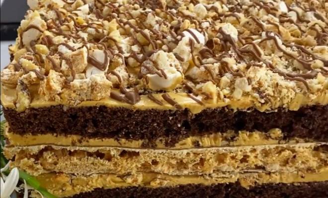 Видео Шоколадный торт ферреро роше с безе и кремом рецепт