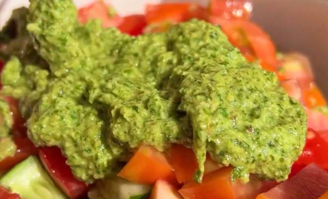 Видео Соус для заправки для свежего салата овощного рецепт