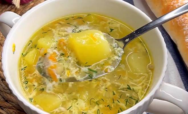 Куриный суп с яичной паутинкой рецепт