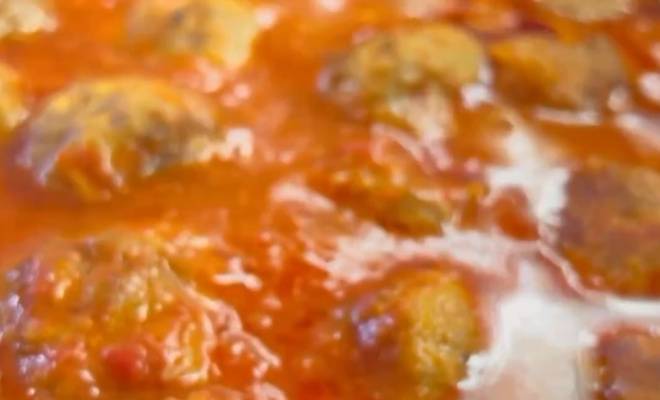 Фрикадельки в томатном соусе на сковороде рецепт