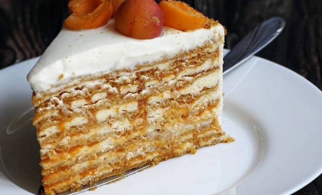 Торт Медовик с абрикосами и сливочно-сметанным кремом рецепт