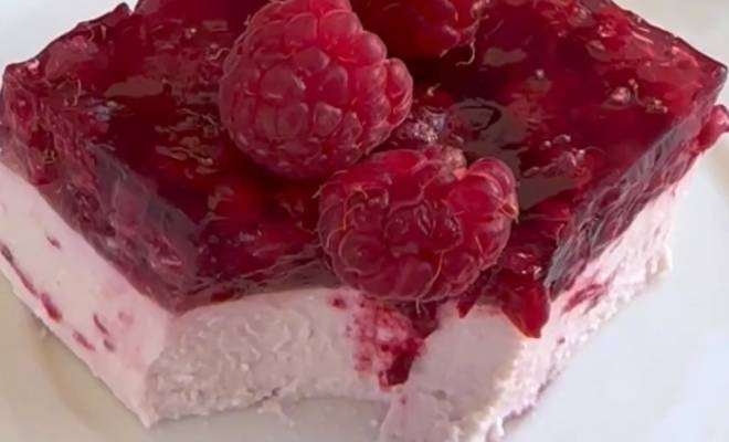 Творожный десерт с ягодным желе без выпечки рецепт