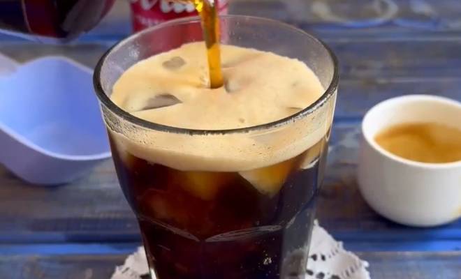 Видео Холодный кофе с кока колой рецепт