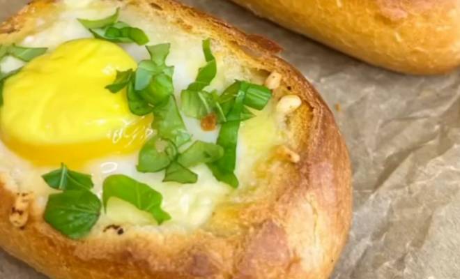 Багет с сыром, творогом и яйцом в духовке рецепт
