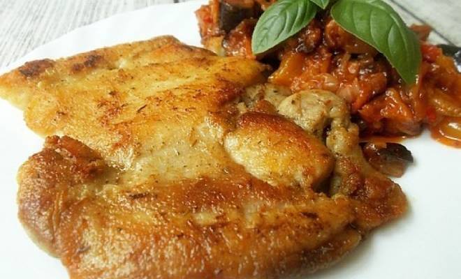 Как пожарить вкусные куриные бедра на сковороде рецепт