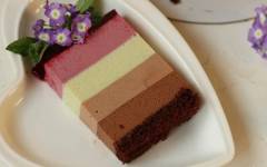 Муссовый торт шоколадно ягодный «Фисташка-ежевика»
