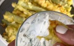 Кабачки запеченные с сыром в духовке в соусе