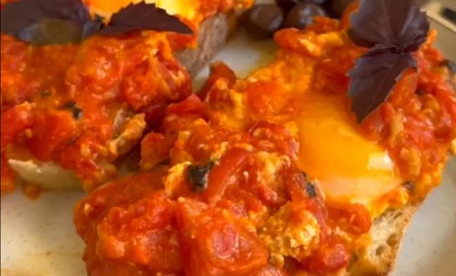 Видео Итальянская яичница с помидорами рецепт