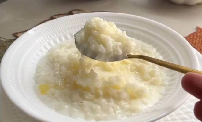 Видео Молочная рисовая каша в кастрюле рецепт