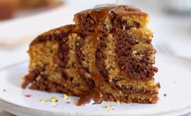 Шоколадно-карамельный кекс “Зебра» рецепт