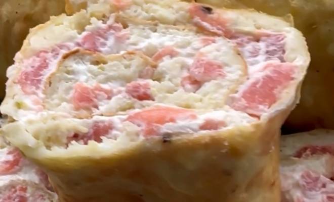Кабачковый рулет с творожным сыром и лососем рецепт