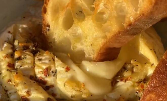 Как запечь сыр камамбер в духовке с багетом рецепт