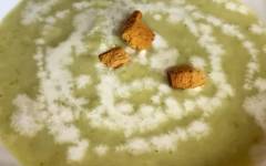 Крем-суп из кабачков, картошки, лука и чеснока на сливках