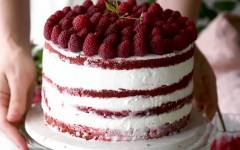 Торт “Красный бархат” с малиновым желе и конфи