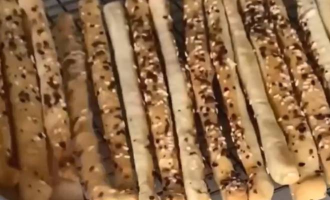 Видео Хлебные палочки Гриссини итальянские рецепт