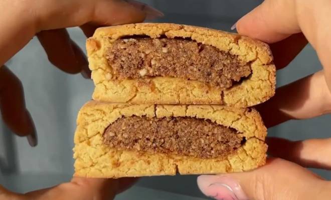 Видео Нутовое печенье с начинкой из финика и фундука рецепт