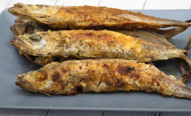 Как приготовить Жареная рыба путассу на сковороде просто рецепт пошаговый