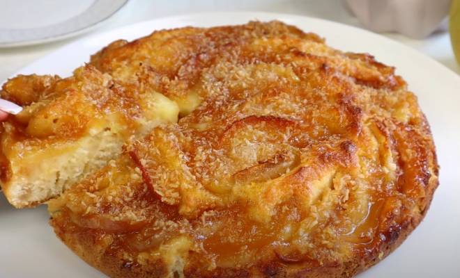 Видео Янтарный яблочный пирог на кефире и апельсиновым джемом рецепт