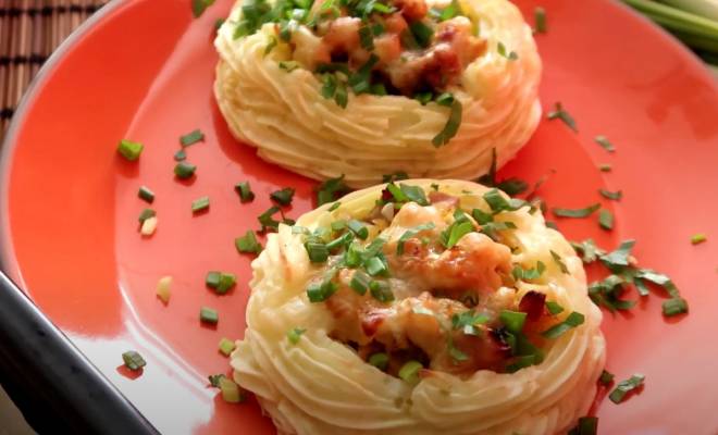 Картофельные гнезда с фаршем – рецепт приготовления с фото и видео